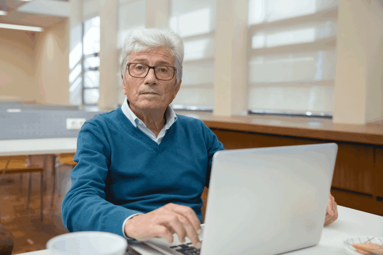 La bretxa digital en les persones ateses pel tercer sector