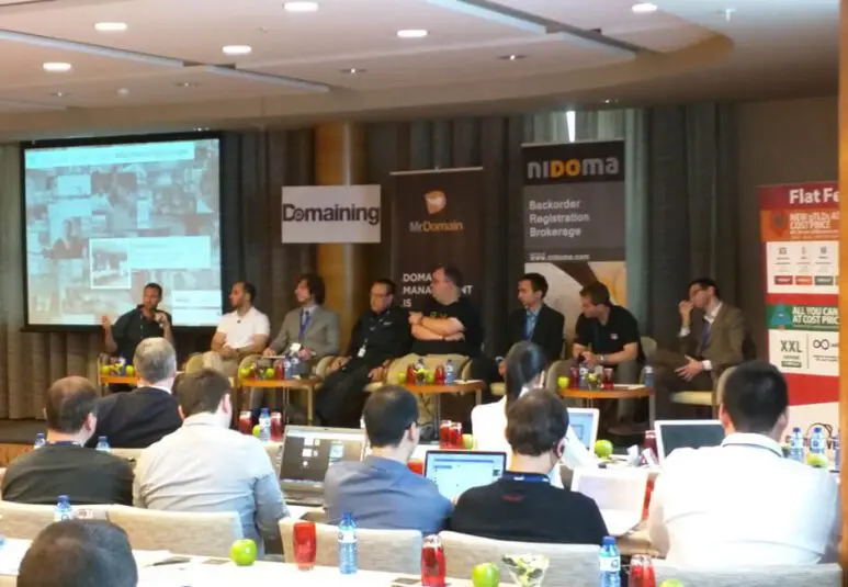 La Fundació puntCAT participa als debats de Domaining Europe