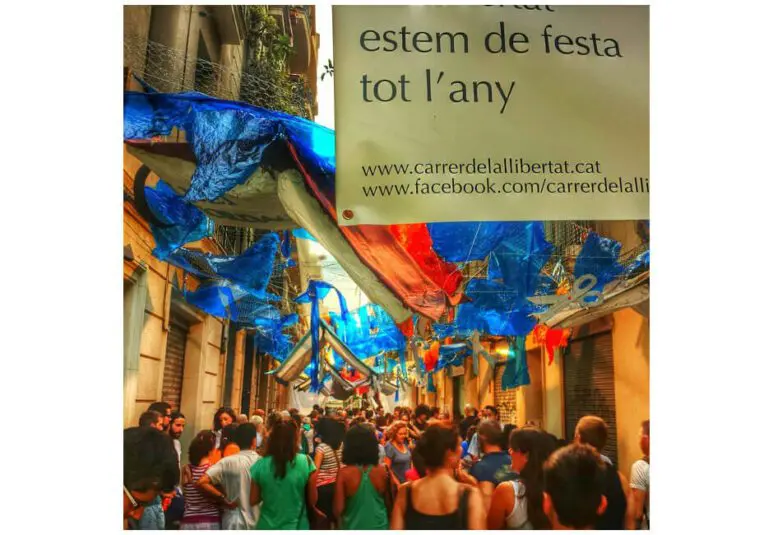 Una fotografia de les festes de Gràcia, guanyadora del concurs #estiupuntCAT