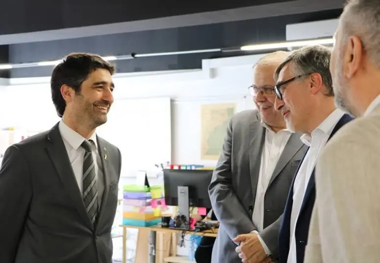 Jordi Puigneró visits the puntCAT Foundation