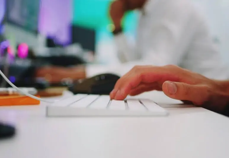 Webs al punt .cat ends the registration period with over 2,400 registered students