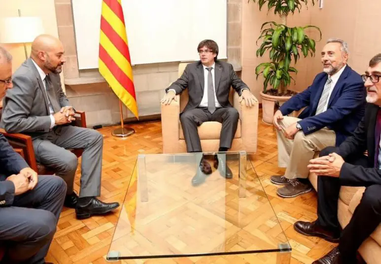 La Fundació puntCAT dóna suport institucional a la Generalitat de Catalunya