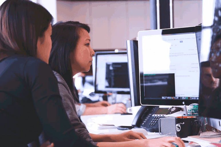 Inicio de la Internet Catalana: Cibermujeres a finales del siglo XX