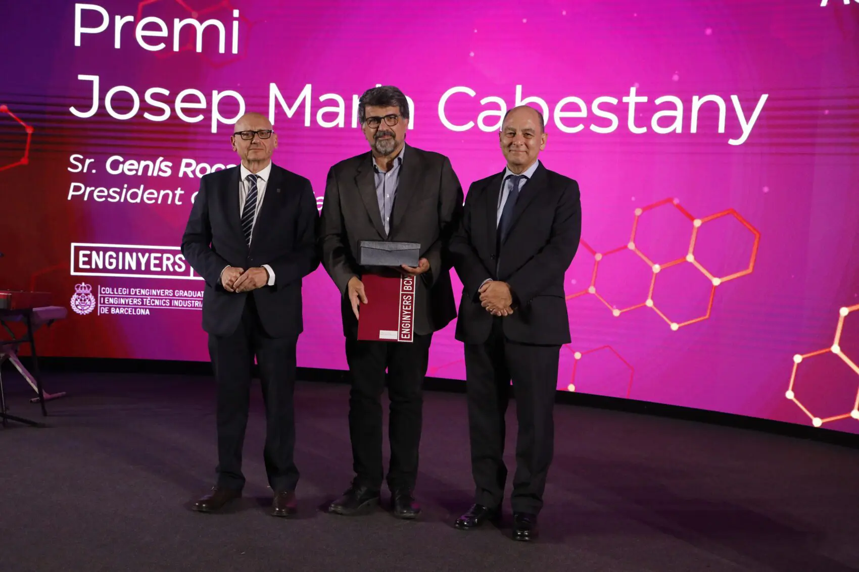 ENGINYERS BCN reconeix Accent Obert amb el Guardó Josep M. Cabestany 2025