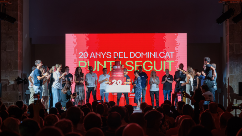El .cat celebra 20 anys d’èxit i afronta el repte de mantenir el català rellevant a Internet