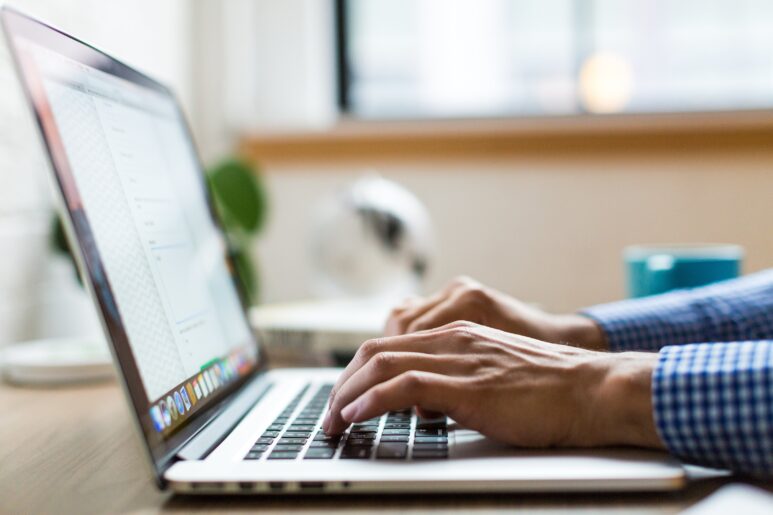 The internet as a cross-cutting resource: beyond technology and IT