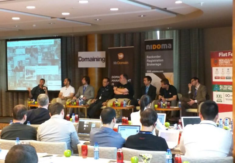 La Fundació puntCAT participa en los debates de Domaining Europe