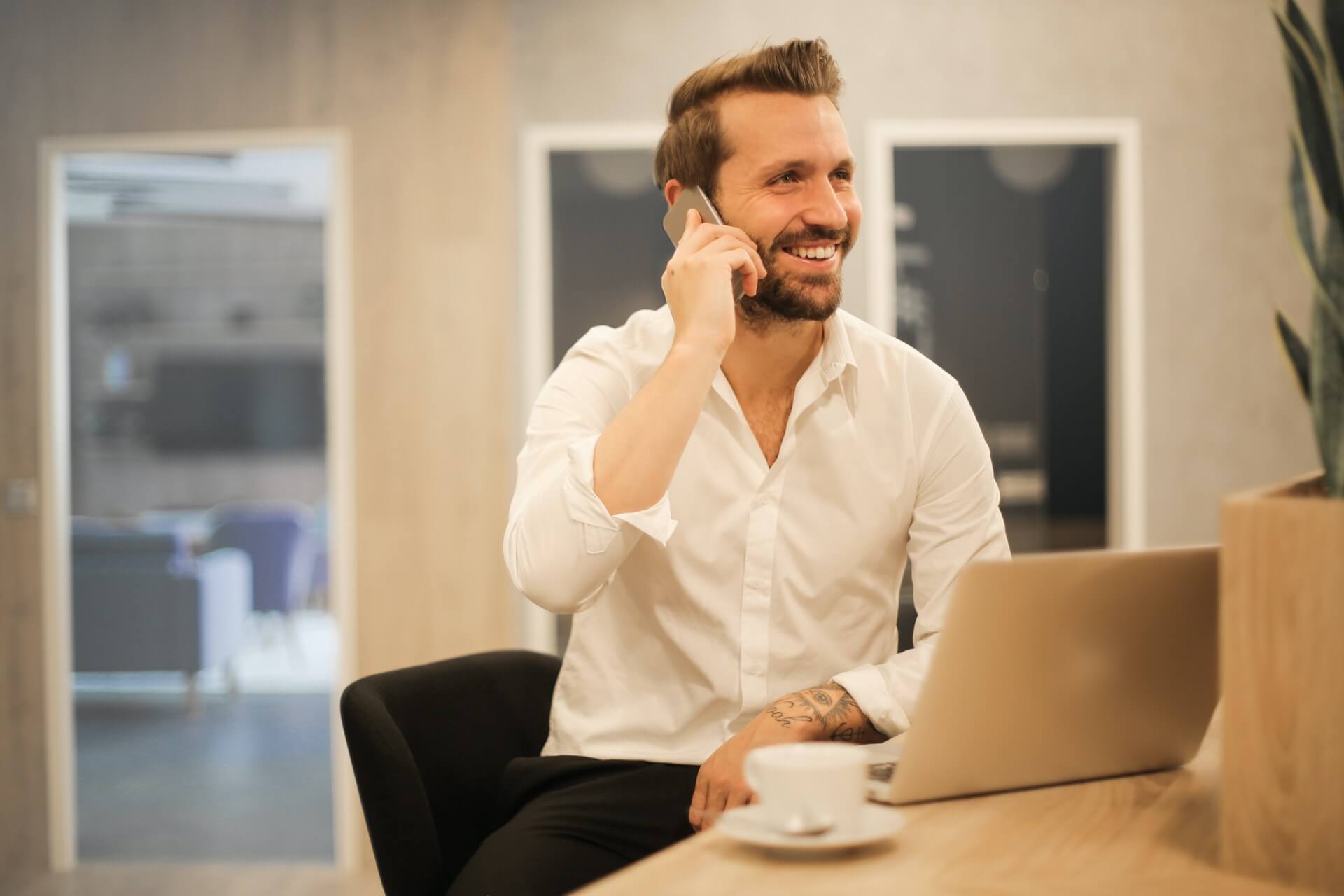 Formació de creació i gestió web per a emprenedors