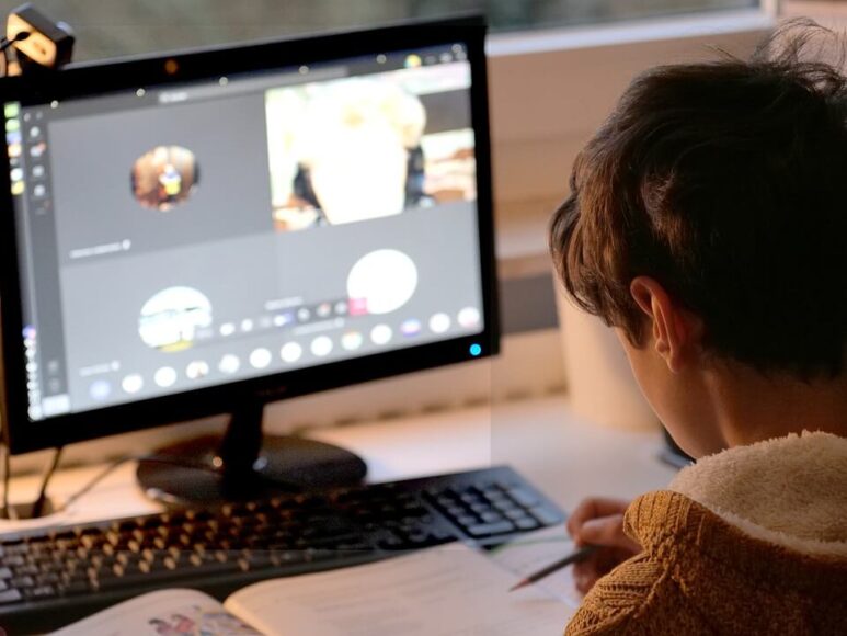 Mentores digitales para impulsar la digitalización de las escuelas